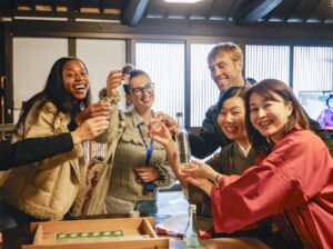 西条の試飲ガイドツアー（英語）