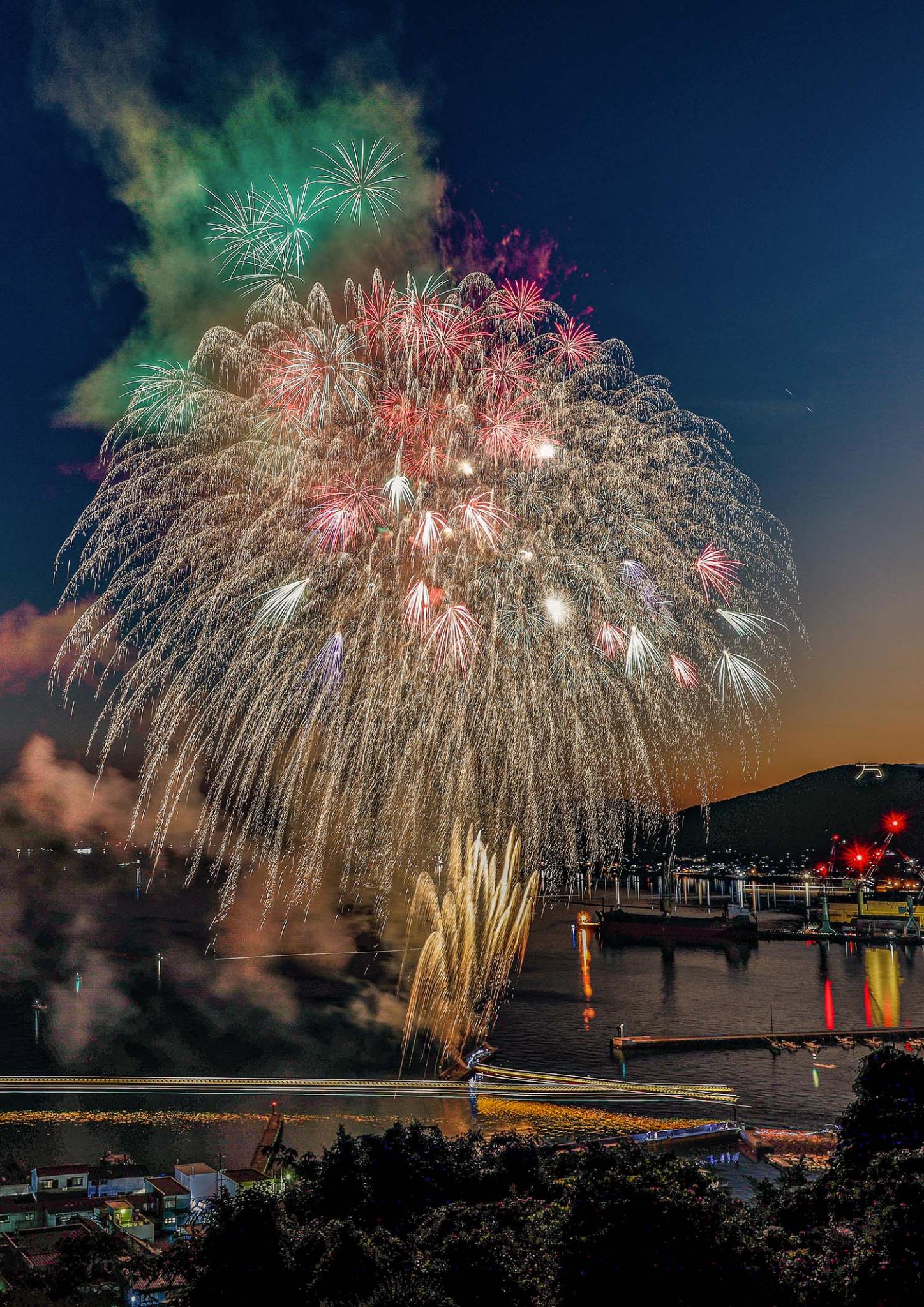 台北限定　Man popup 9人　缶バッジ＋フォトカC コンプリート 台北限定 SnowMan popup 9人 缶バッジ ＋ フォトガード コンプリート