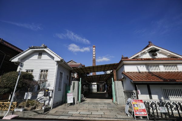 西条酒蔵通り